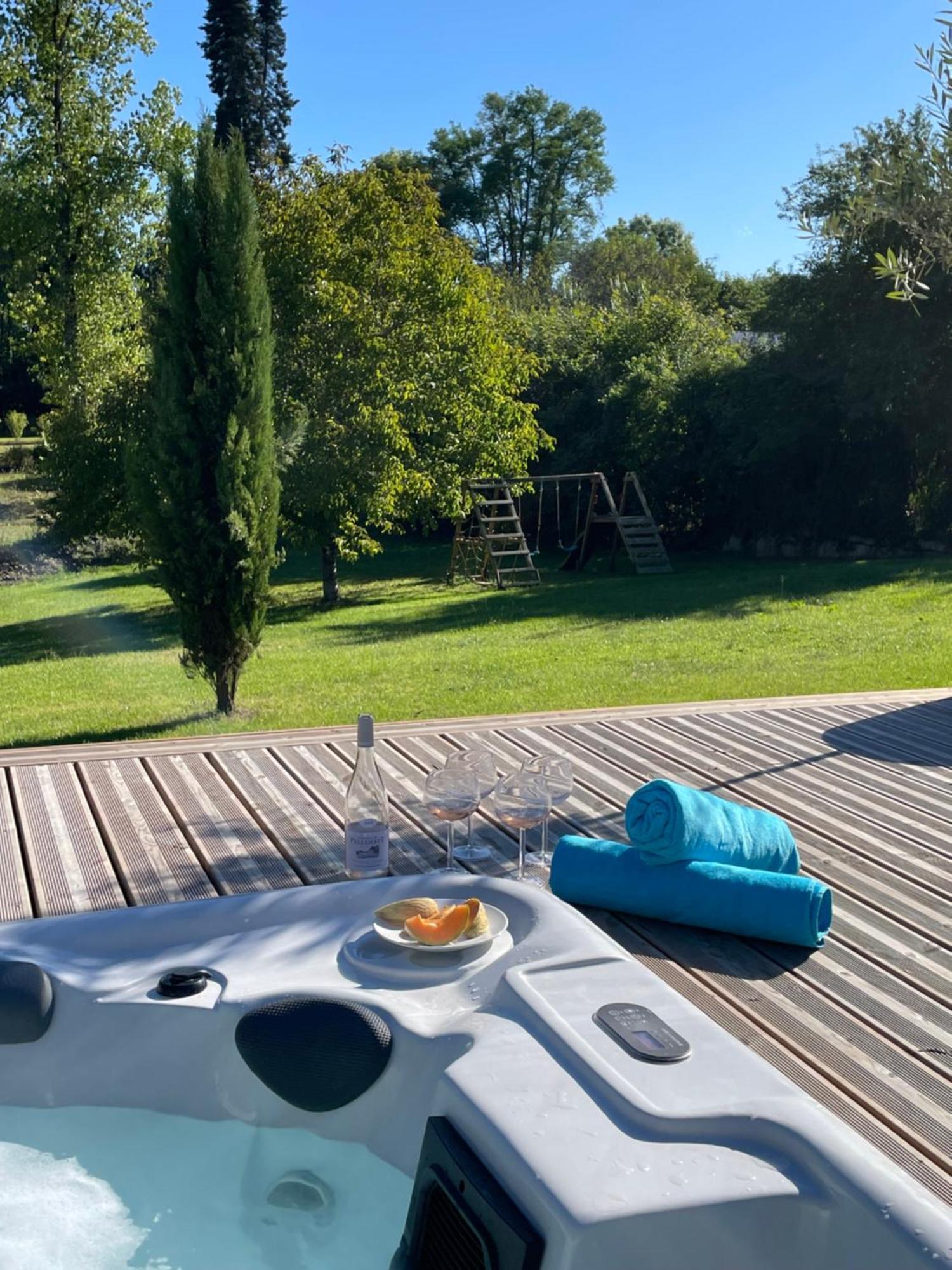 Gites De Verger, Stylish Self Catering Cottages In Sos Kültér fotó